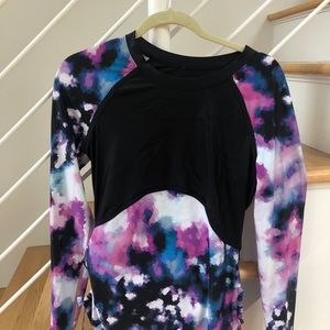 Lululemon SPF top